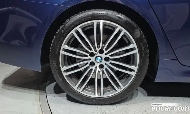 BMW 5 серия 2019 2.0 автомат (гидро), миниатюра 5 BMW 5 серия 2019 2.0 автомат (гидро), миниатюра 5
