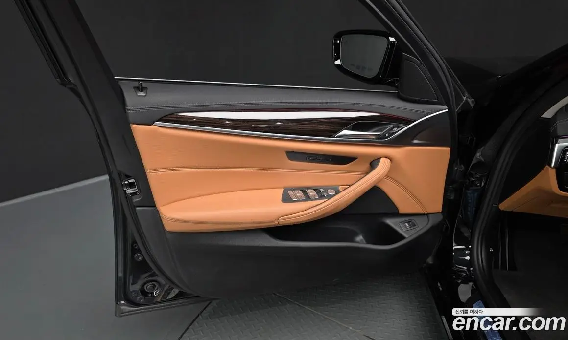 BMW 5 серия 2020 2.0 автомат (гидро), фото 14 BMW 5 серия 2020 2.0 автомат (гидро), фото 14