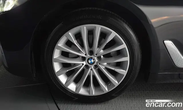 BMW 5 серия 2020 2.0 автомат (гидро), миниатюра 5 BMW 5 серия 2020 2.0 автомат (гидро), миниатюра 5