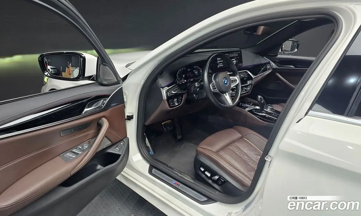 BMW 5 серия 2021 2.0 автомат (гидро), фото 16