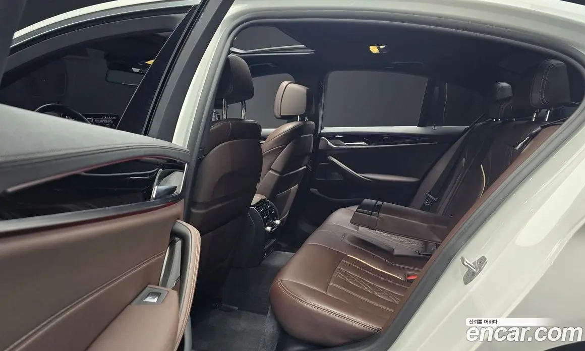 BMW 5 серия 2021 2.0 автомат (гидро), фото 17