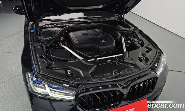 BMW 5 серия 2022 2.0 автомат (гидро), миниатюра 5 BMW 5 серия 2022 2.0 автомат (гидро), миниатюра 5