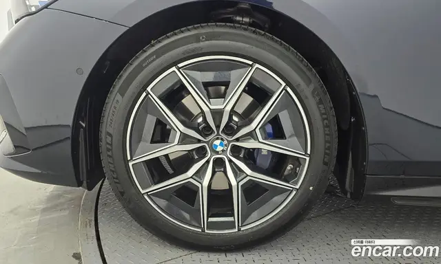 BMW 5 серия 2025 2.0 автомат (гидро), миниатюра 5