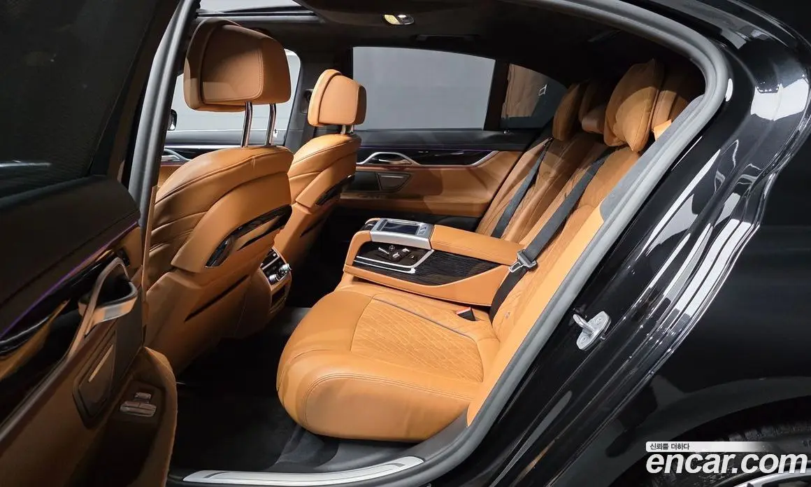 BMW 7 серия 2021 3.0 автомат (гидро), фото 18 BMW 7 серия 2021 3.0 автомат (гидро), фото 18