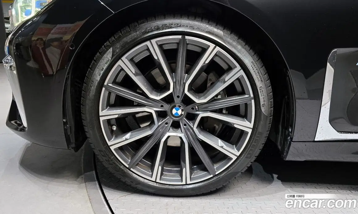 BMW 7 серия 2021 3.0 автомат (гидро), фото 5 BMW 7 серия 2021 3.0 автомат (гидро), фото 5