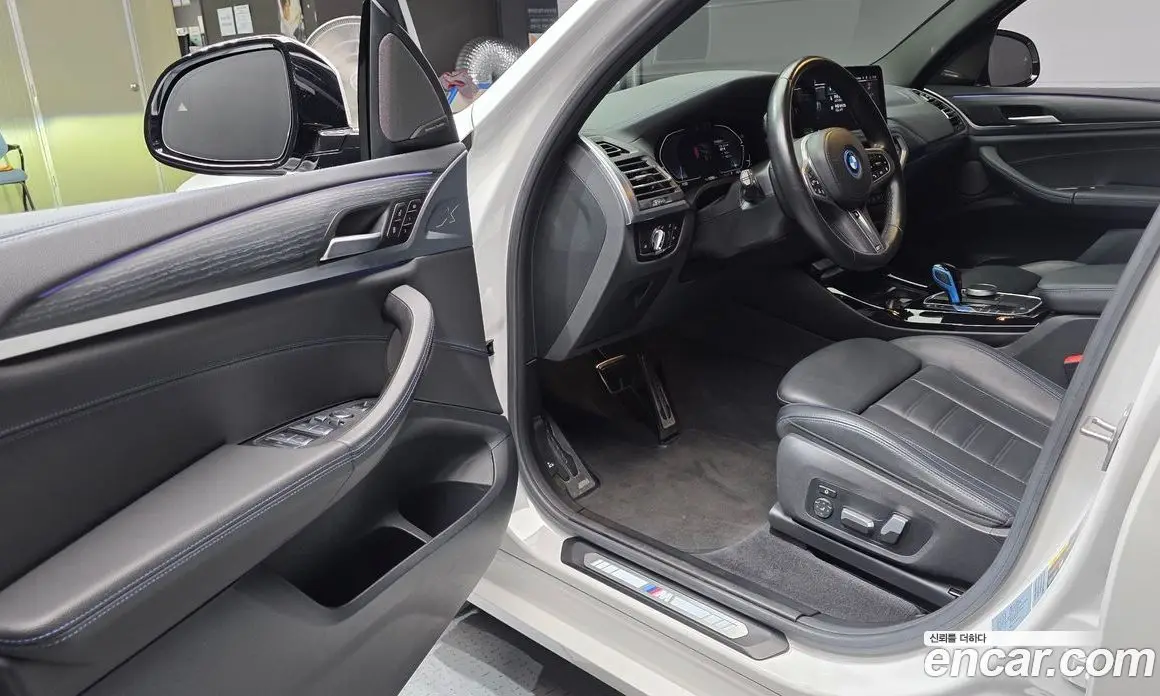 BMW iX3 2022 0.2 автомат (гидро), фото 13