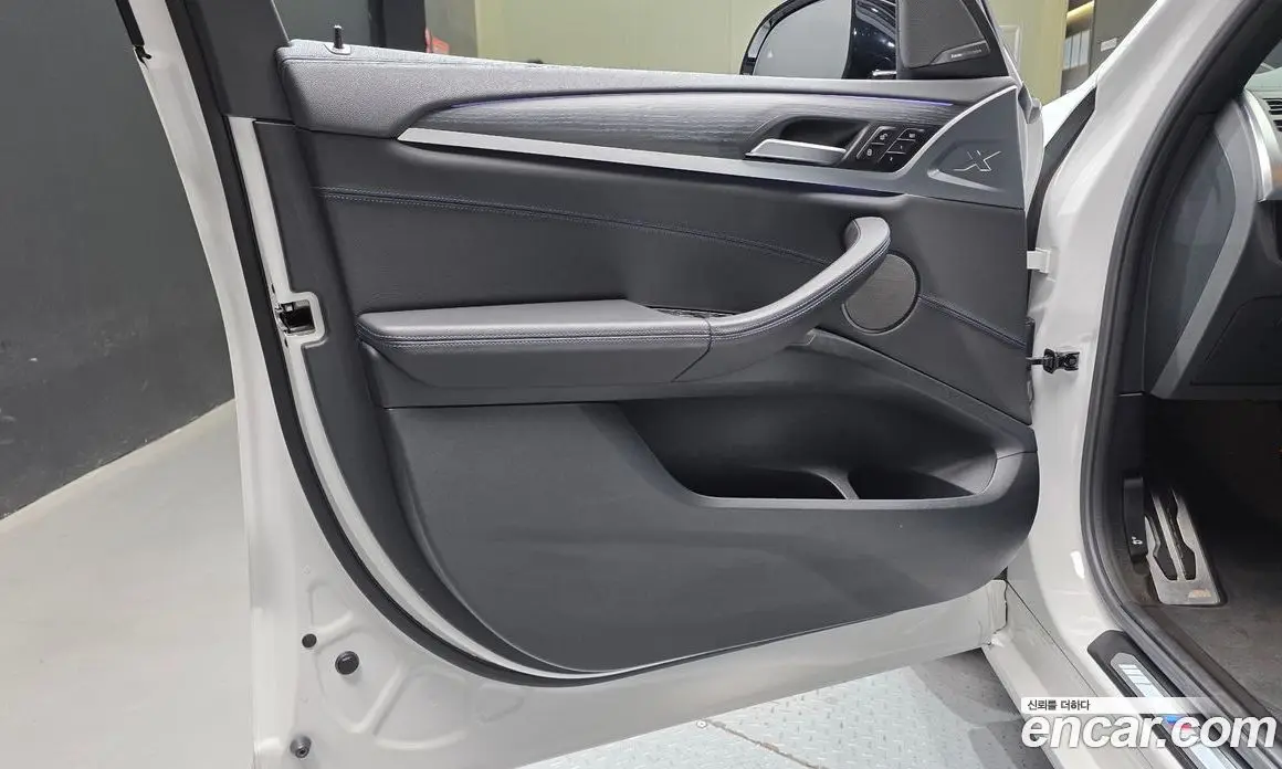 BMW iX3 2022 0.2 автомат (гидро), фото 14