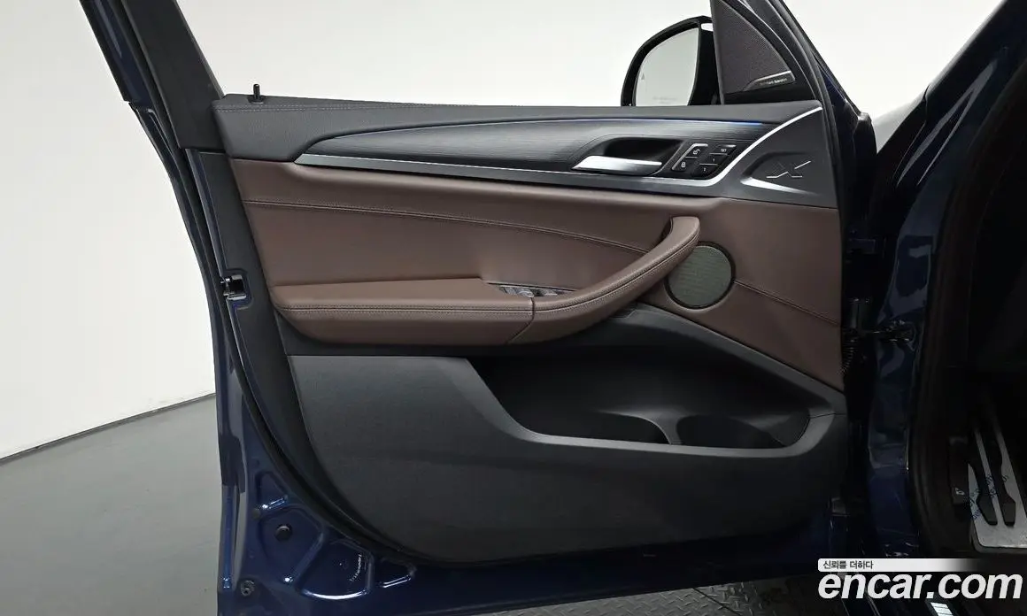 BMW iX3 2025 0.2 автомат (гидро), фото 13 BMW iX3 2025 0.2 автомат (гидро), фото 13