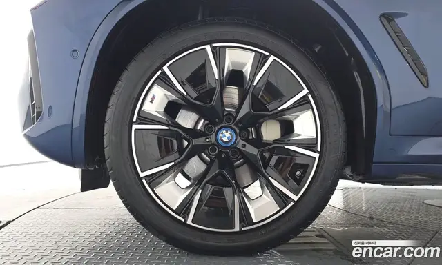 BMW iX3 2025 0.2 автомат (гидро), миниатюра 4 BMW iX3 2025 0.2 автомат (гидро), миниатюра 4