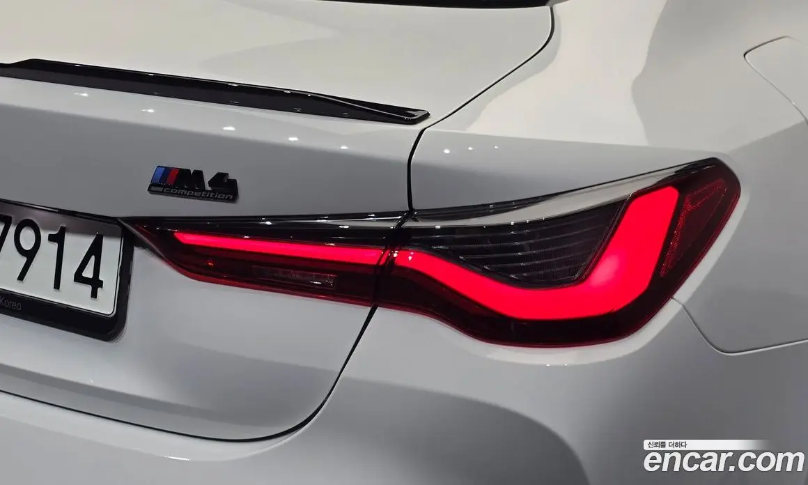 BMW M4 2024 3.0 автомат (гидро), фото 9 BMW M4 2024 3.0 автомат (гидро), фото 9
