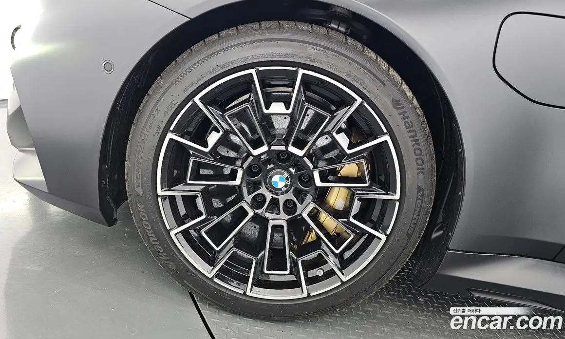 BMW M5 2025 4.4 автомат (гидро), фото 5 BMW M5 2025 4.4 автомат (гидро), фото 5