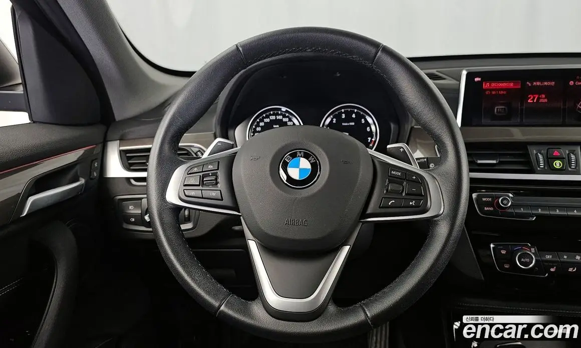 BMW X1 2020 2.0 автомат (гидро), фото 19