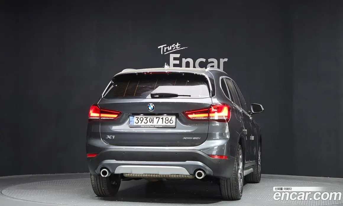 BMW X1 2020 2.0 автомат (гидро), фото 4