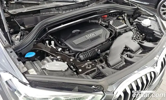 BMW X1 2020 2.0 автомат (гидро), миниатюра 6