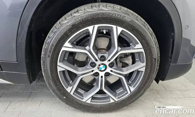 BMW X1 2020 2.0 автомат (гидро), миниатюра 7