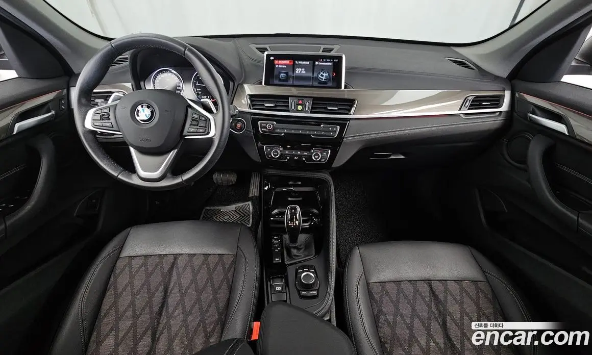 BMW X1 2020 2.0 автомат (гидро), фото 10