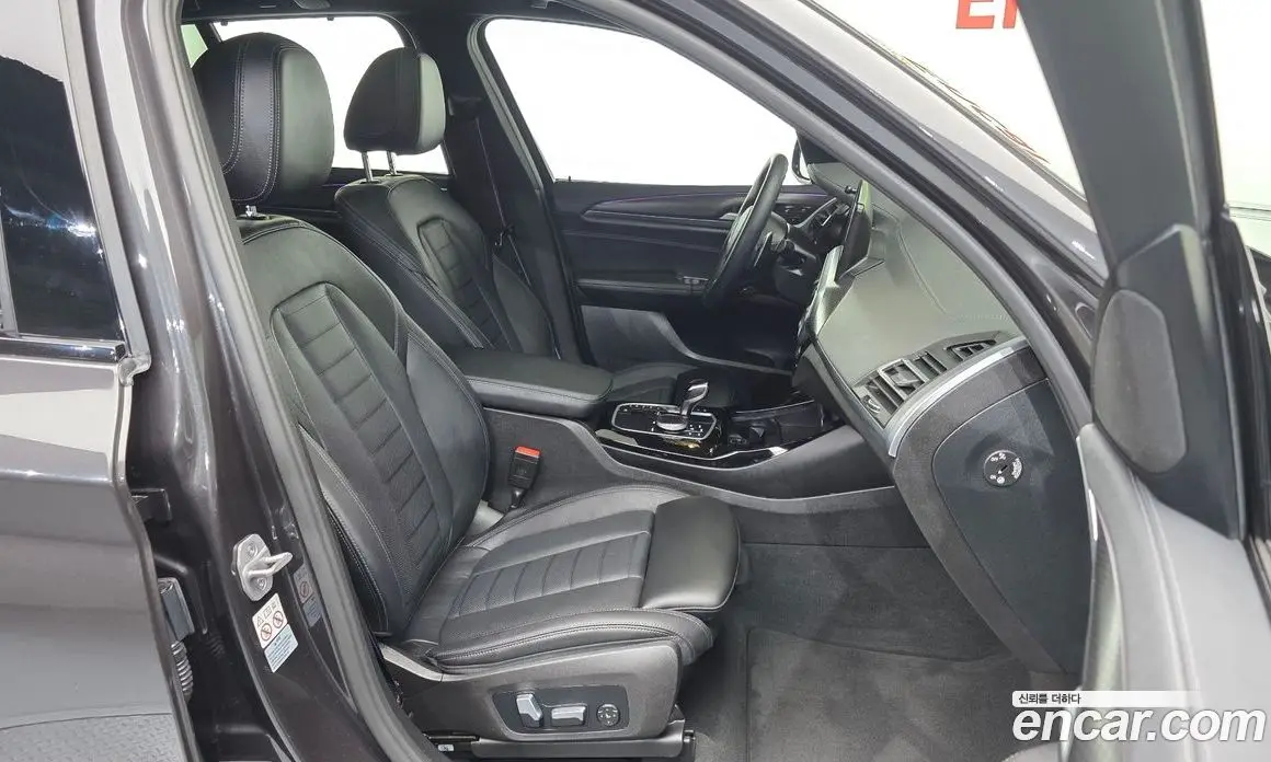 BMW X3 2023 2.0 автомат (гидро), фото 17 BMW X3 2023 2.0 автомат (гидро), фото 17