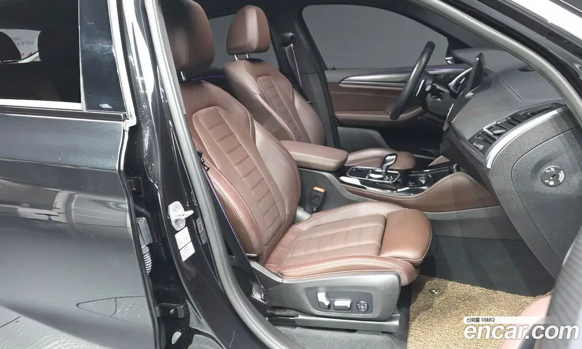 BMW X4 2022 2.0 автомат (гидро), фото 17