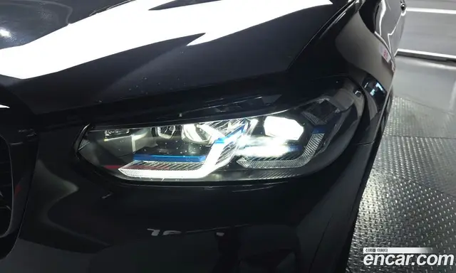 BMW X4 2022 2.0 автомат (гидро), миниатюра 8