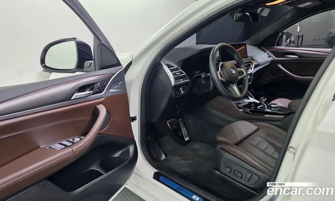 BMW X4 2025 2.0 автомат (гидро), фото 12