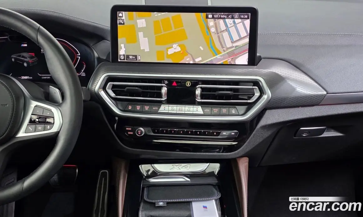 BMW X4 2025 2.0 автомат (гидро), фото 19