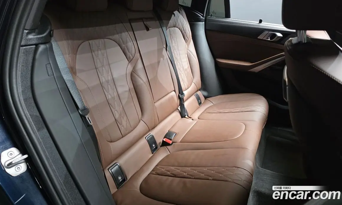 BMW X6 2024 3.0 автомат (гидро), фото 17