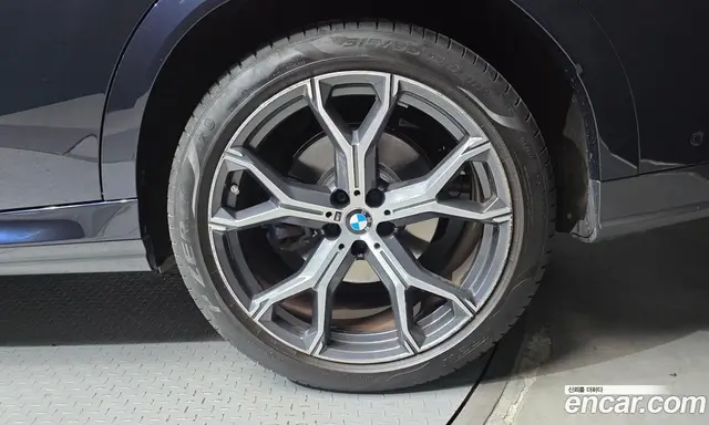 BMW X6 2024 3.0 автомат (гидро), миниатюра 7