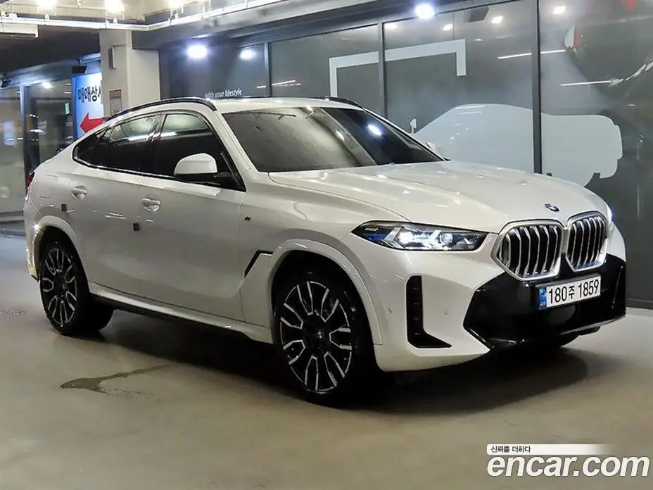 BMW X6 2024 3.0 автомат (гидро), фото 1 BMW X6 2024 3.0 автомат (гидро), фото 1