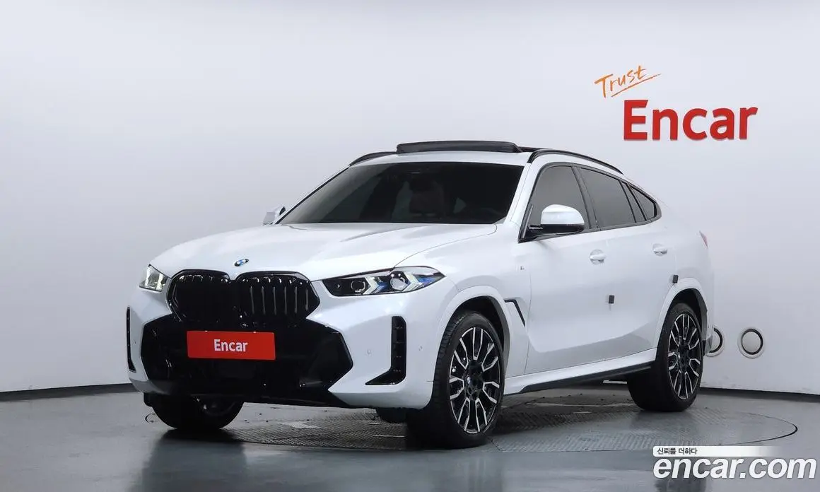 BMW X6 2025 3.0 автомат (гидро), фото 1 BMW X6 2025 3.0 автомат (гидро), фото 1