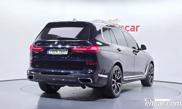 BMW X7 2021 3.0 автомат (гидро), миниатюра 2