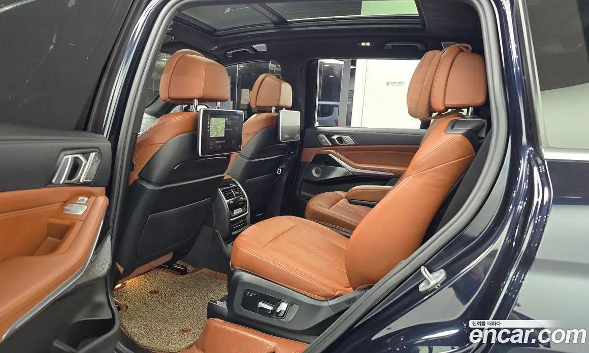 BMW X7 2021 3.0 автомат (гидро), фото 16