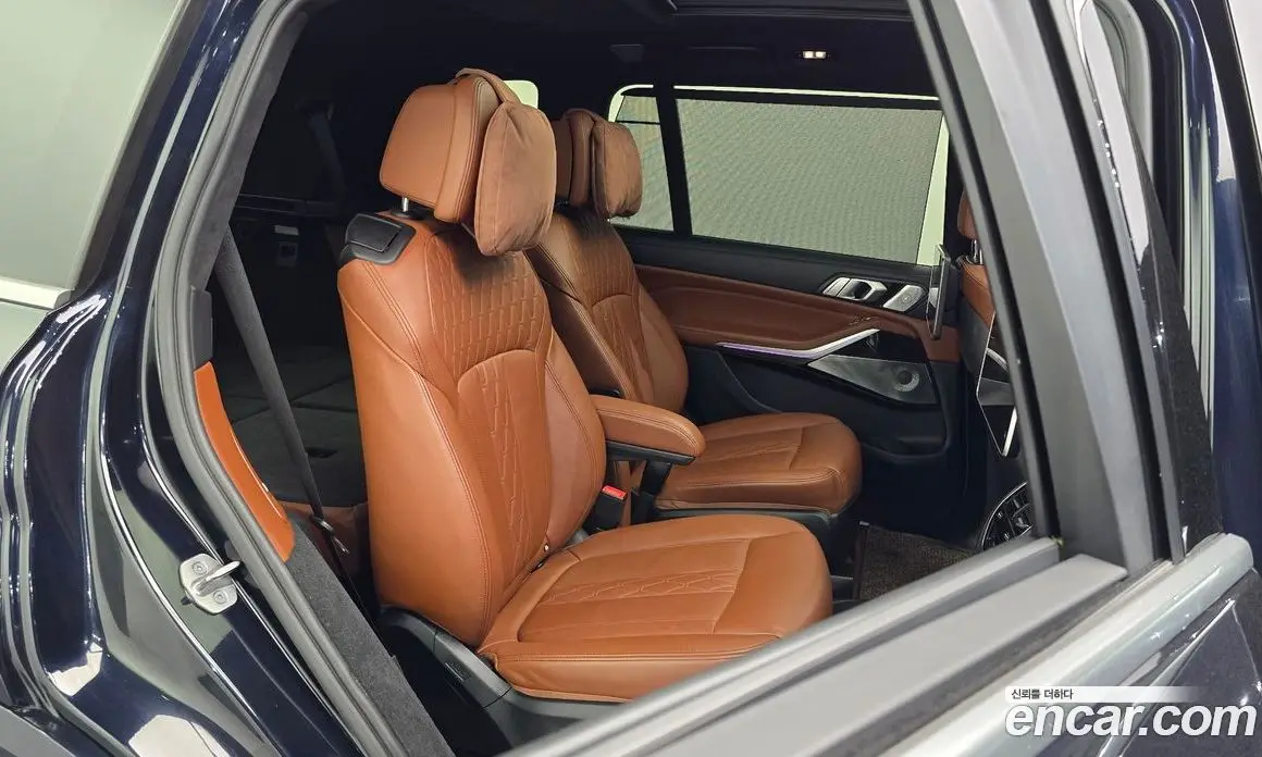 BMW X7 2021 3.0 автомат (гидро), фото 18