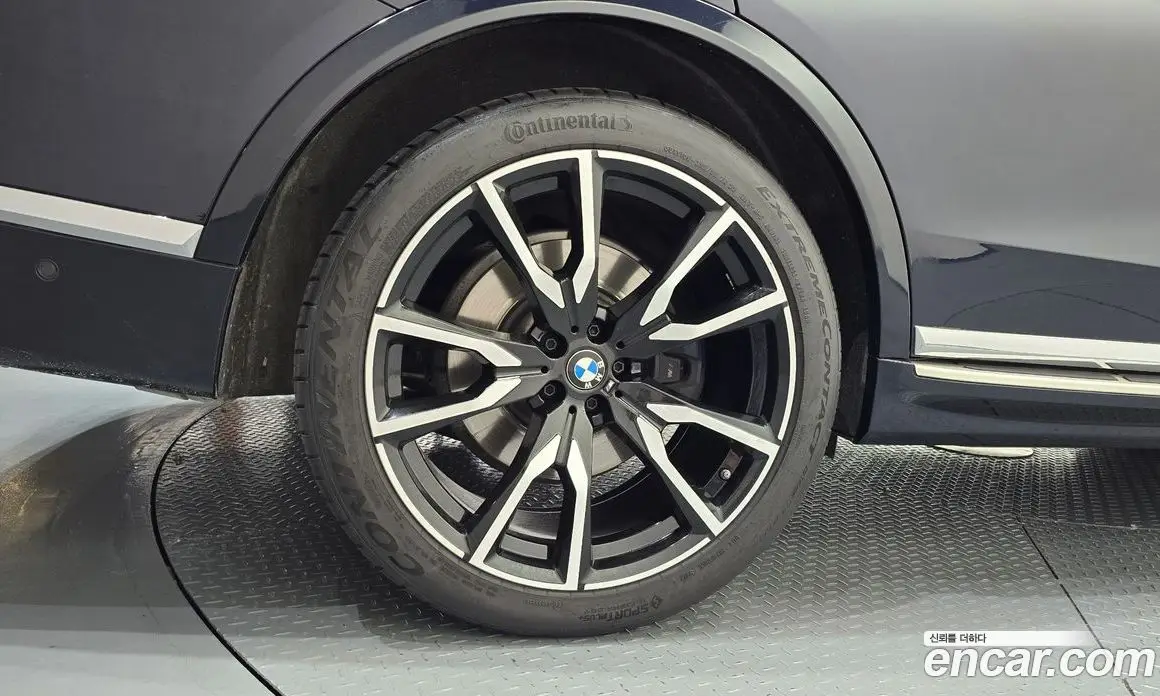 BMW X7 2021 3.0 автомат (гидро), фото 5
