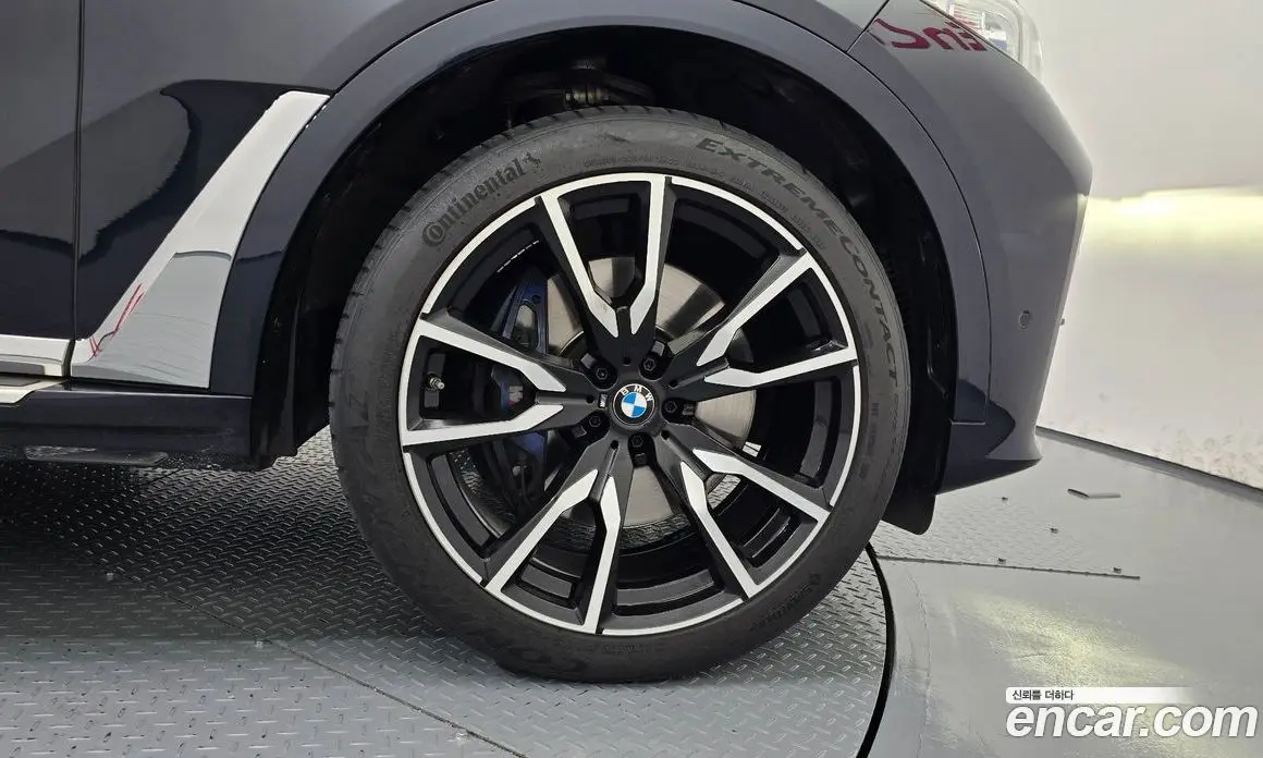 BMW X7 2021 3.0 автомат (гидро), фото 7
