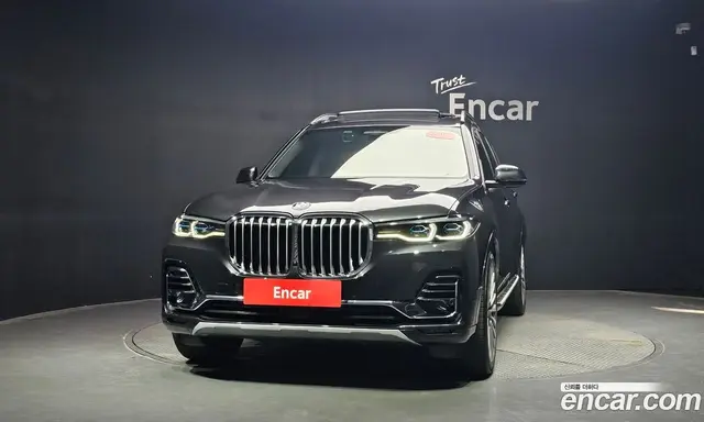 BMW X7 2022 3.0 автомат (гидро), миниатюра 2