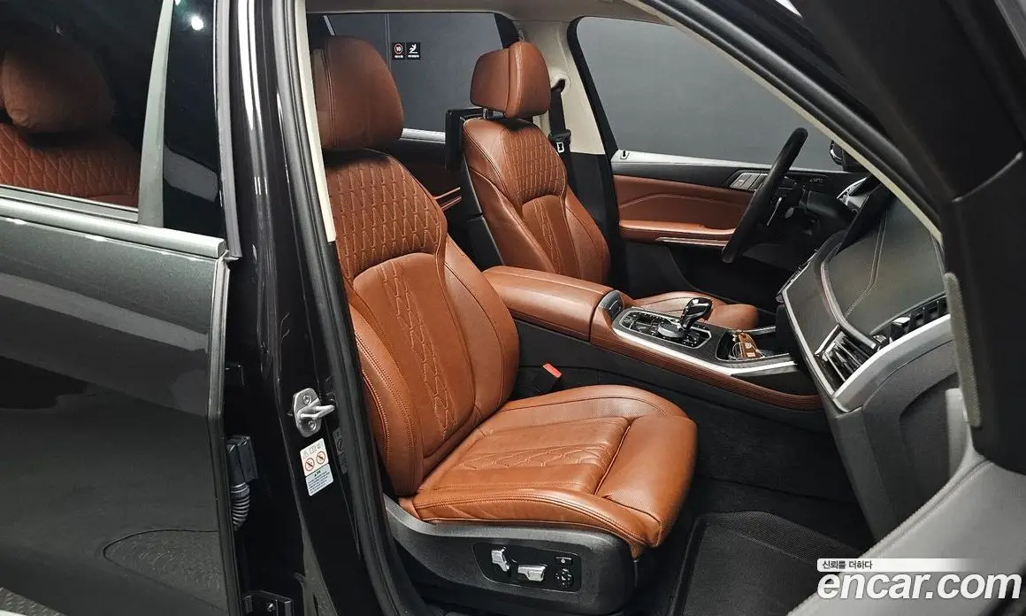 BMW X7 2022 3.0 автомат (гидро), фото 17