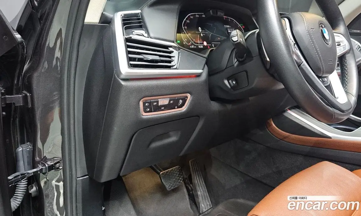 BMW X7 2022 3.0 автомат (гидро), фото 18