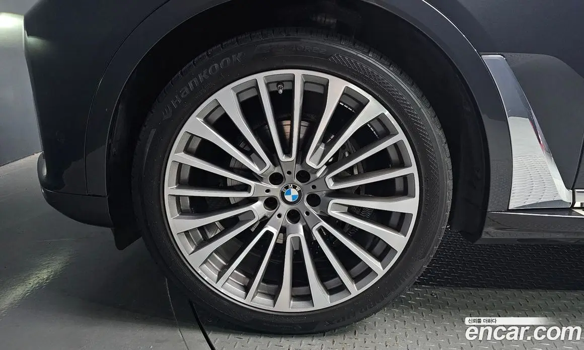 BMW X7 2022 3.0 автомат (гидро), фото 4