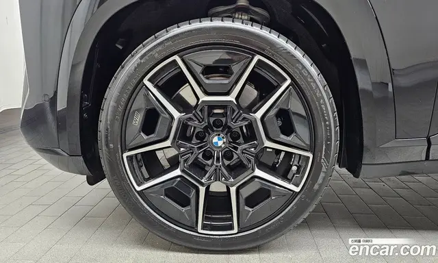 BMW XM 2025 4.4 автомат (гидро), миниатюра 5