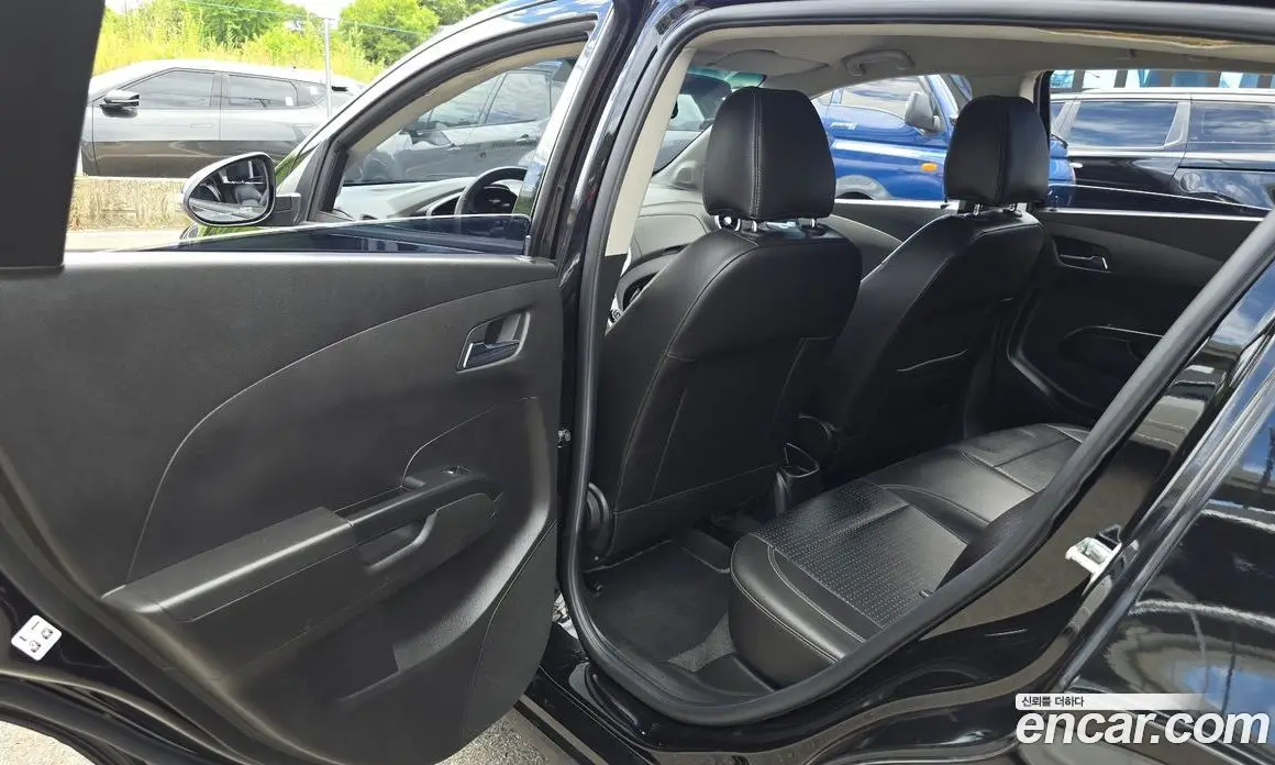 Chevrolet Aveo 2017 1.4 автомат (гидро), фото 16 Chevrolet Aveo 2017 1.4 автомат (гидро), фото 16