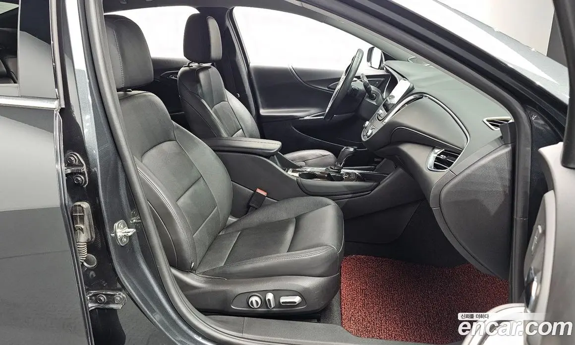 Chevrolet Malibu 2018 2.0 автомат (гидро), фото 16