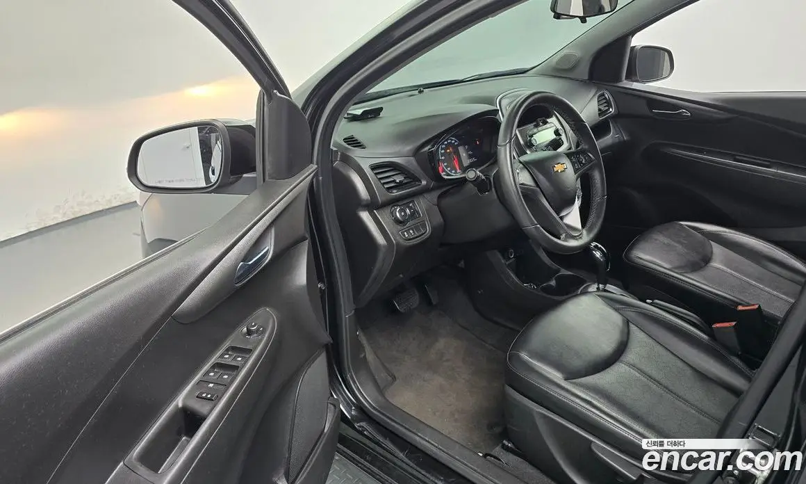Chevrolet Spark 2017 1.0 автомат (гидро), фото 13