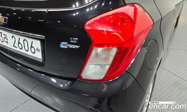 Chevrolet Spark 2017 1.0 автомат (гидро), миниатюра 9