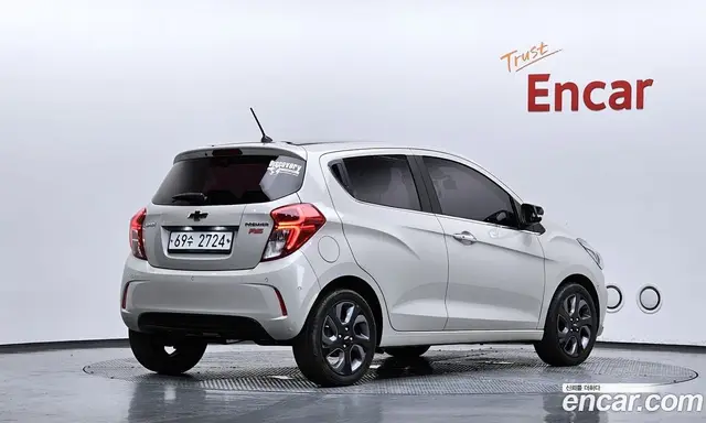 Chevrolet Spark 2018 1.0 автомат (гидро), миниатюра 2 Chevrolet Spark 2018 1.0 автомат (гидро), миниатюра 2