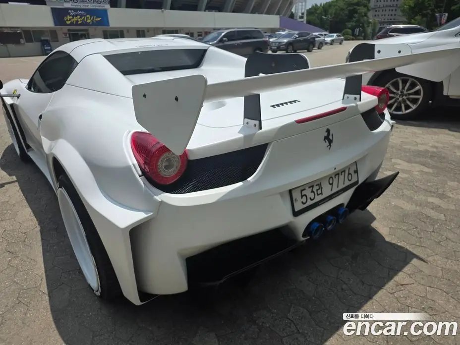 Ferrari 458 2013 4.5 автомат (гидро), фото 18 Ferrari 458 2013 4.5 автомат (гидро), фото 18