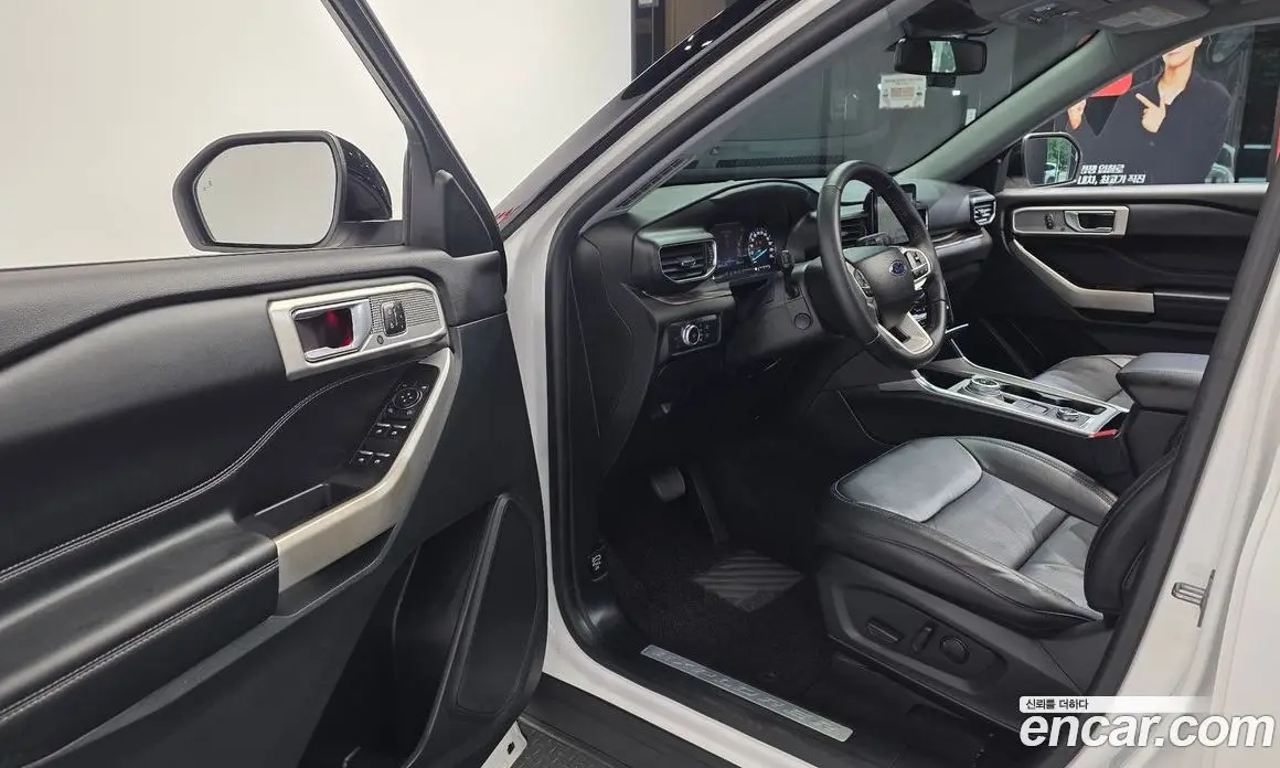 Ford Explorer 2022 2.3 автомат (гидро), фото 13