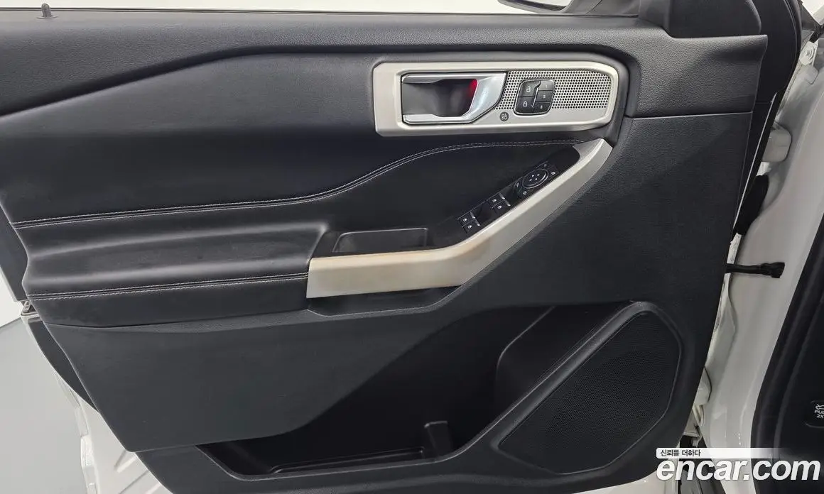 Ford Explorer 2022 2.3 автомат (гидро), фото 14