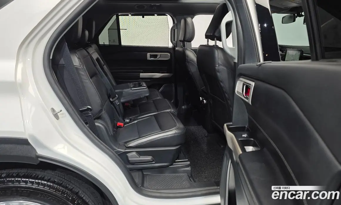 Ford Explorer 2022 2.3 автомат (гидро), фото 18