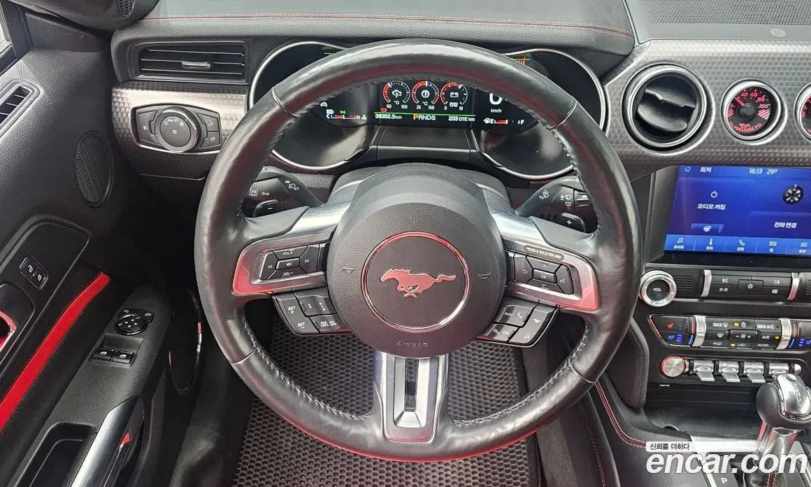Ford Mustang 2022 5.0 автомат (гидро), фото 13