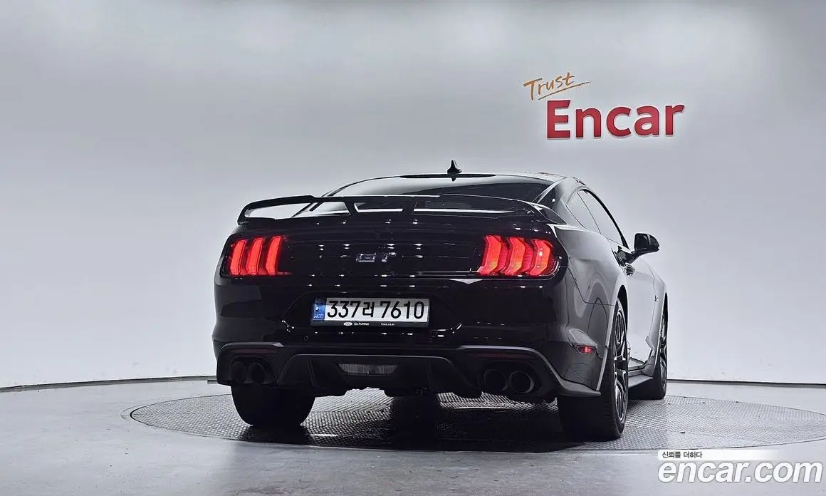 Ford Mustang 2022 5.0 автомат (гидро), фото 4